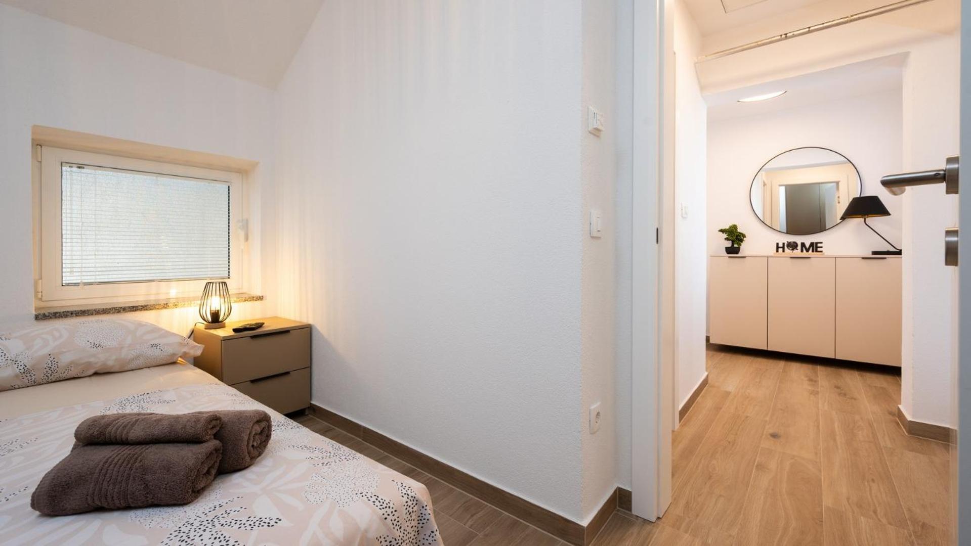 Apartments Summer Трогир Екстериор снимка