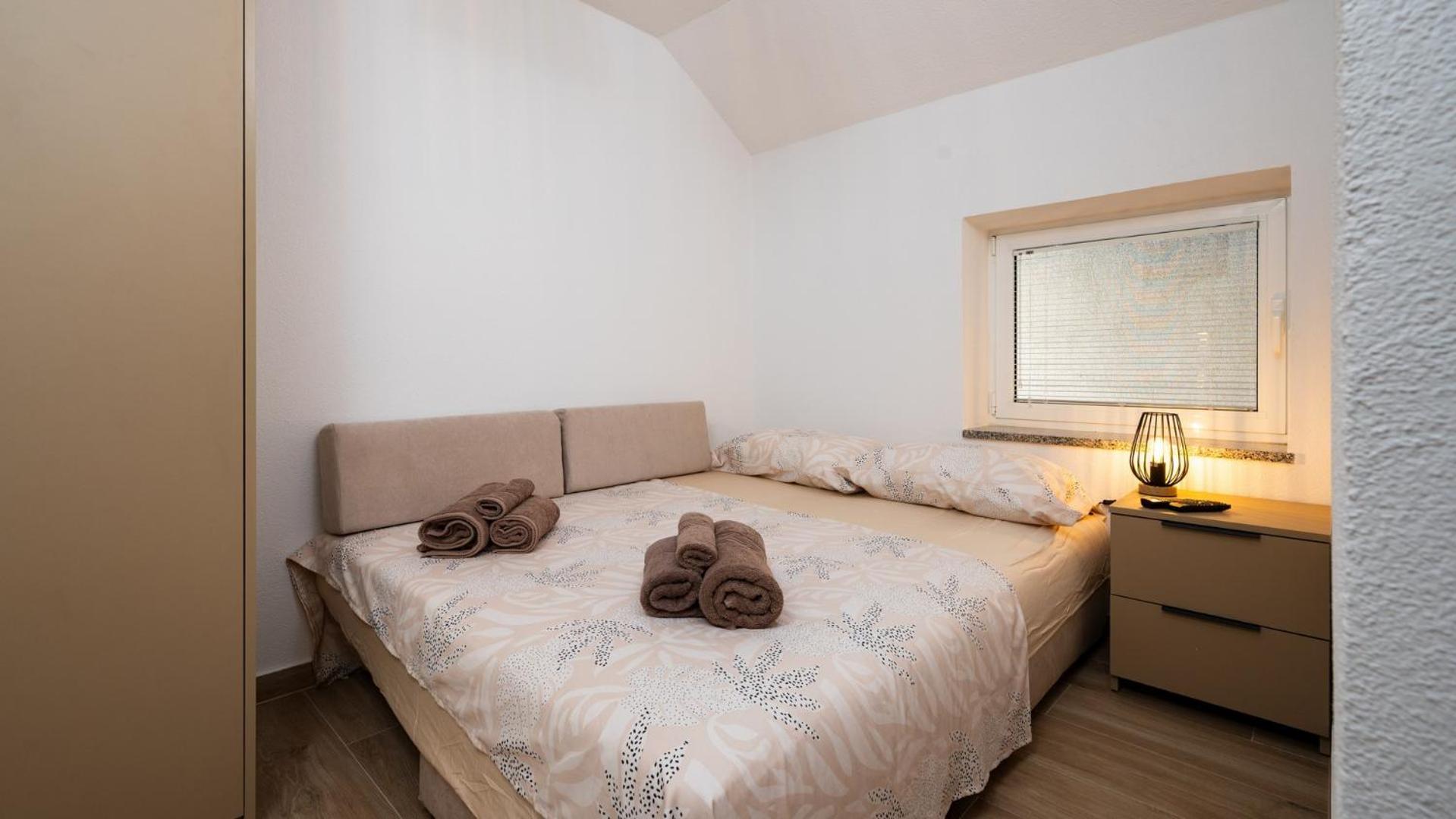 Apartments Summer Трогир Екстериор снимка