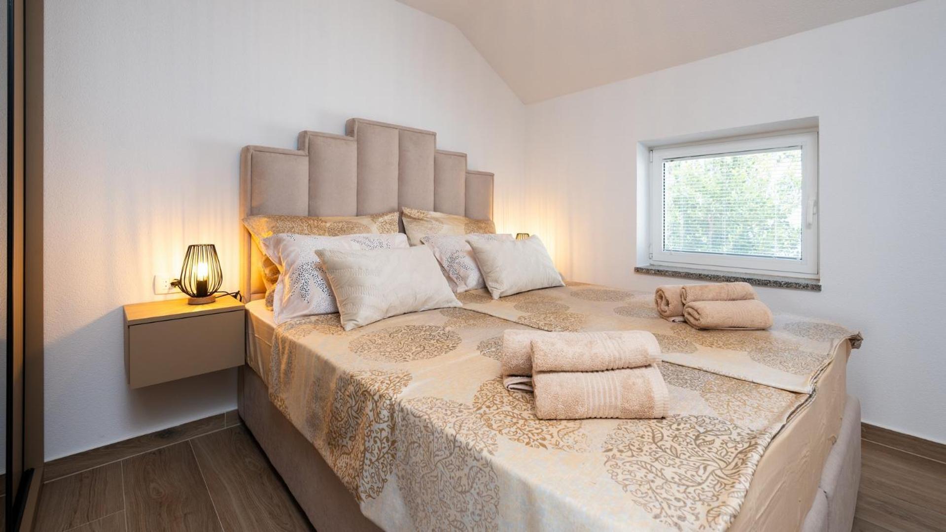 Apartments Summer Трогир Екстериор снимка