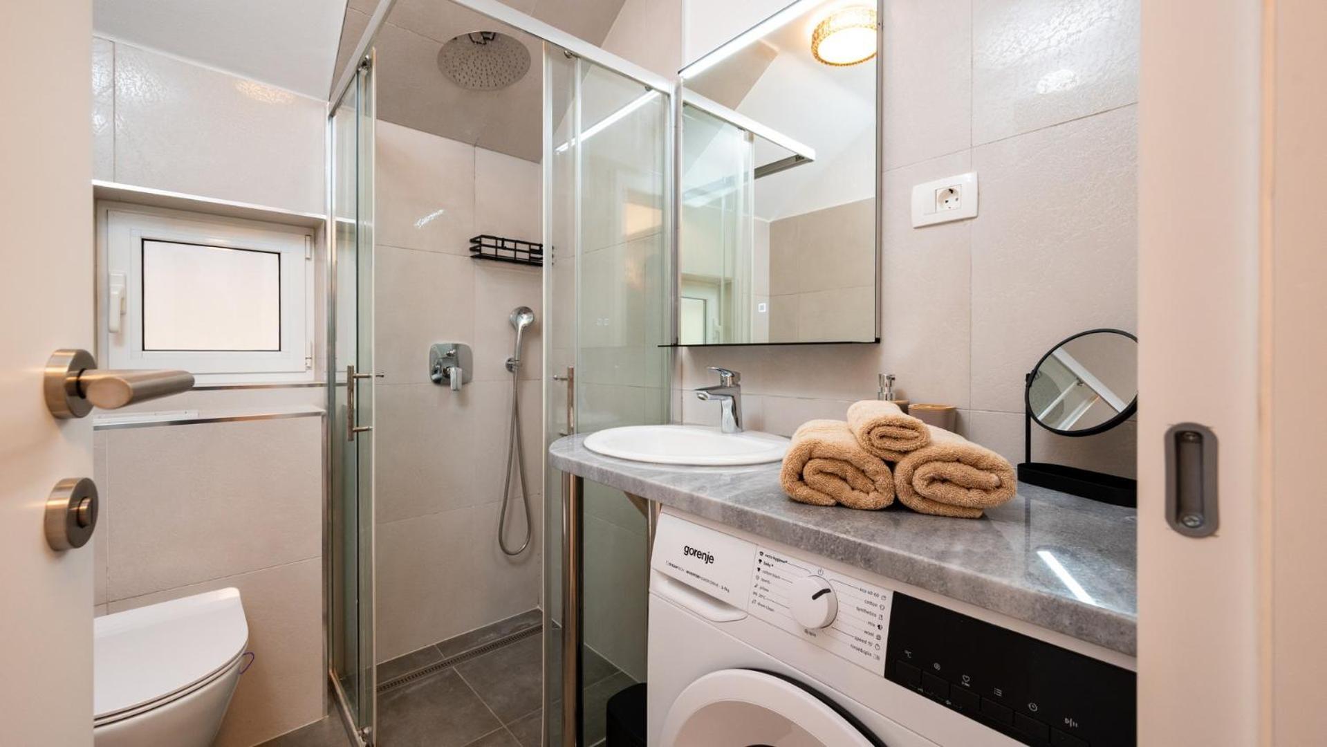 Apartments Summer Трогир Екстериор снимка