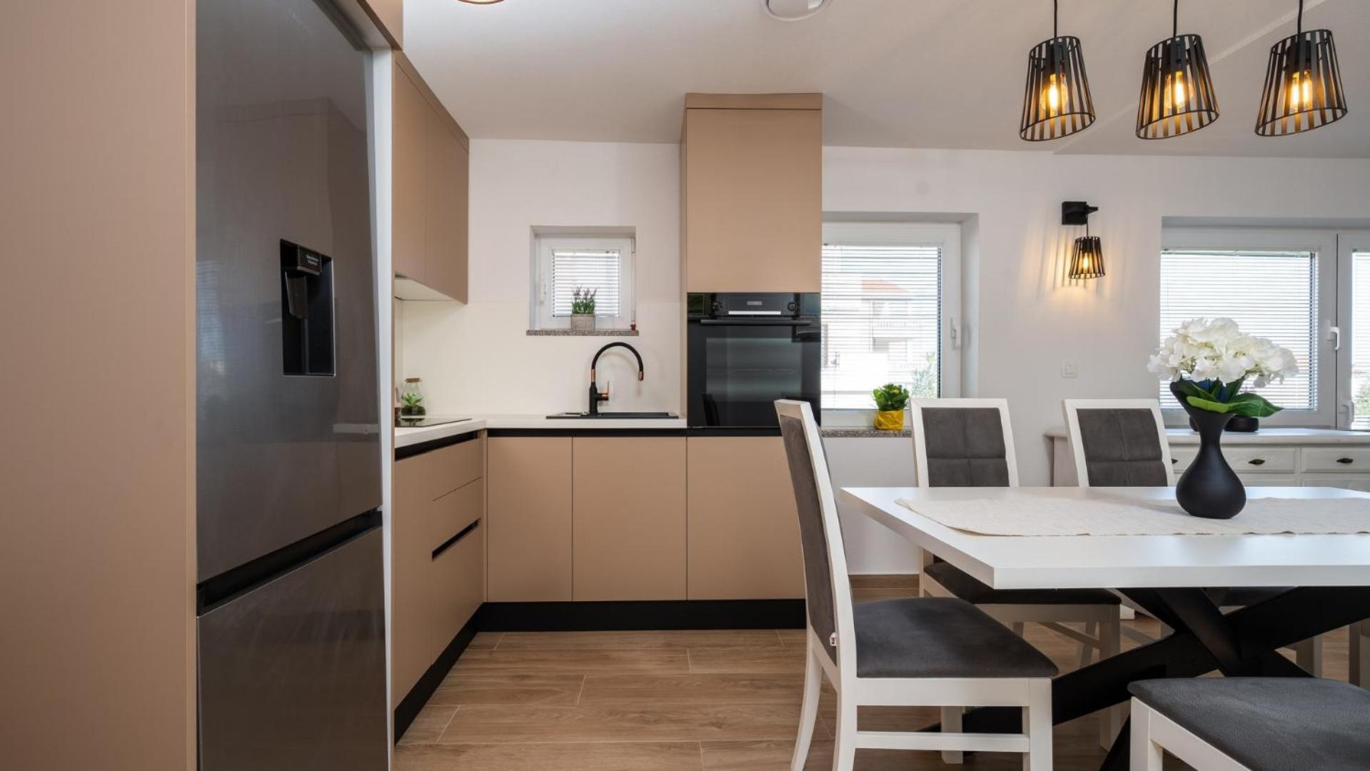 Apartments Summer Трогир Екстериор снимка
