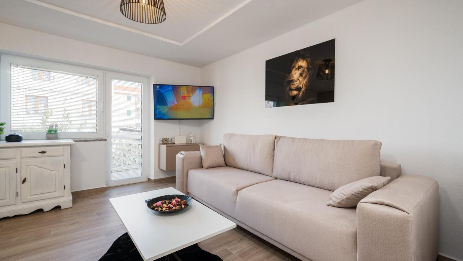Apartments Summer Трогир Екстериор снимка