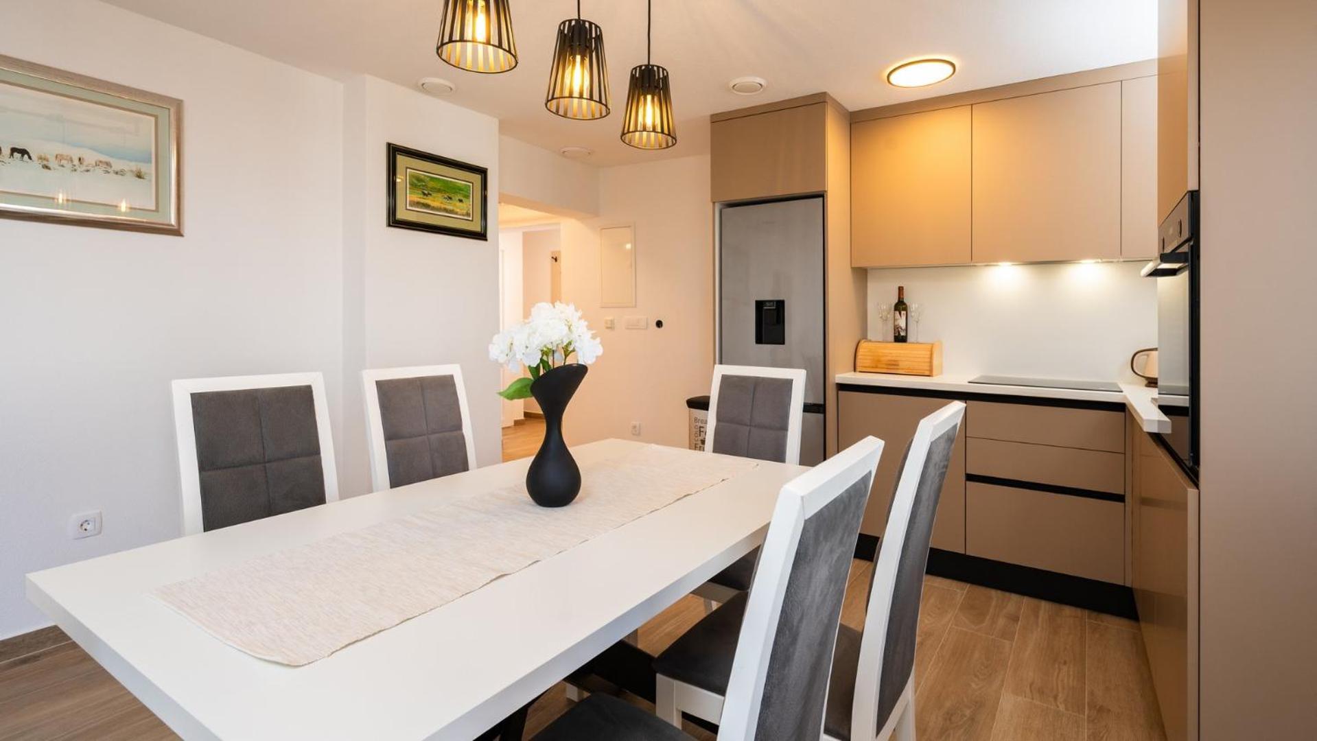 Apartments Summer Трогир Екстериор снимка