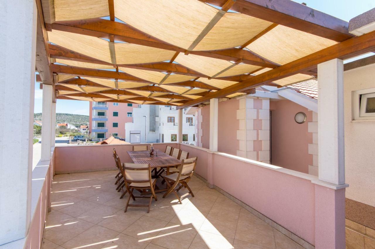 Apartments Summer Трогир Екстериор снимка
