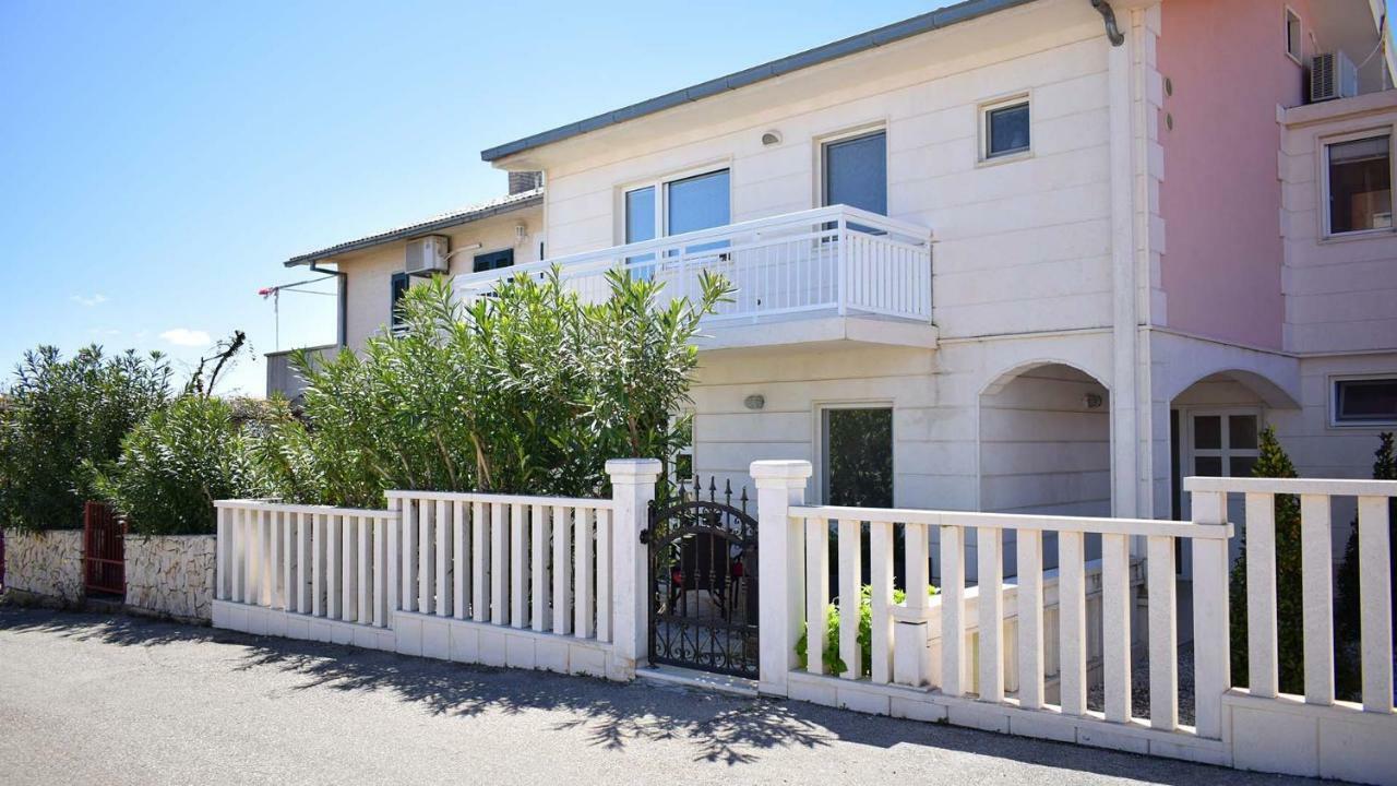 Apartments Summer Трогир Екстериор снимка